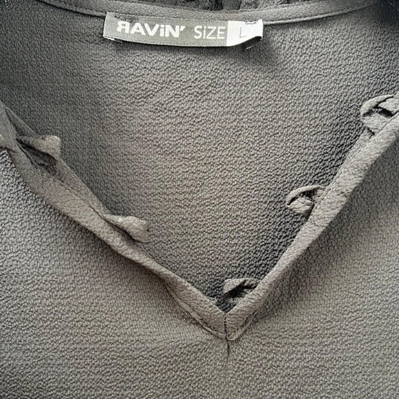 Chic Black Ruffle Blouse – Feminine & Flowy Elegance - Picture 5 of 5